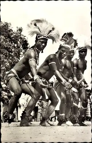 Ak Afrique Noire, Danseurs africains