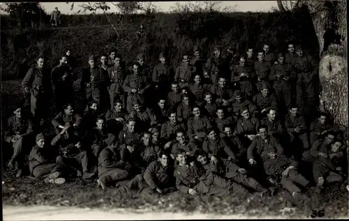 Foto Ak Biere Kanton Waadt, Schweizer Soldaten in Uniformen 1929