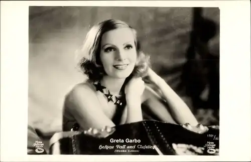 Ak Schauspielerin Greta Garbo, Helgas Fall und Aufstieg, Portrait