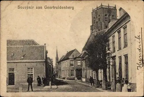 Ak Geertruidenberg Nordbrabant Niederlande, Straßenpartie, Passanten