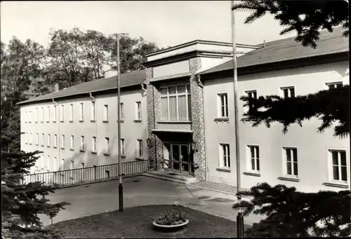 Ak Weißbach Amtsberg im Erzgebirge, FDGB Schule