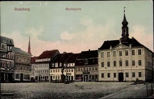 Ak Radeberg in Sachsen, Marktplatz