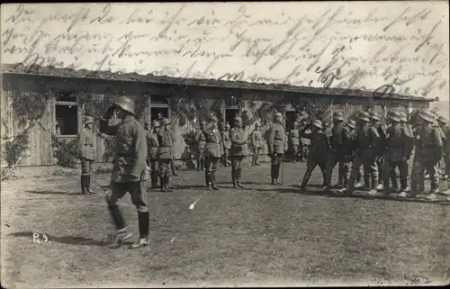 Foto Ak Deutsche Soldaten in Uniformen, I WK