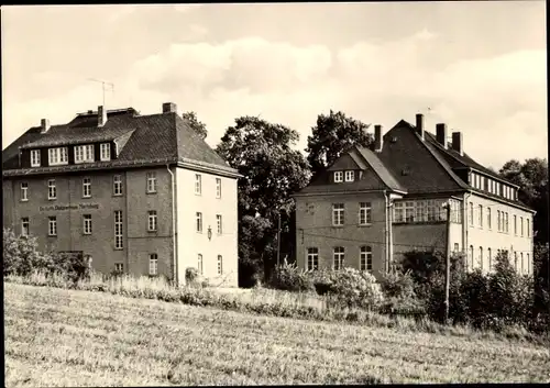 Ak Moritzburg in Sachsen, evangelisch lutherisches Diakonenhaus, Vater Höhne und Rektor Rühle Haus