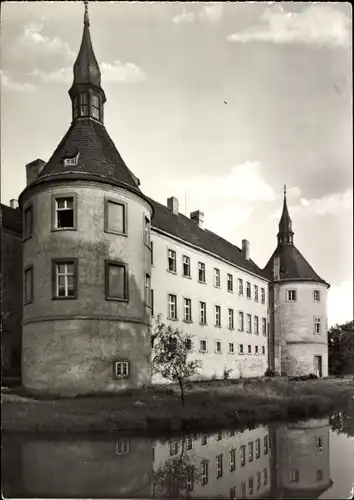 Ak Fürstlich Drehna Luckau in der Niederlausitz, Schloss, Jugendwerkhof