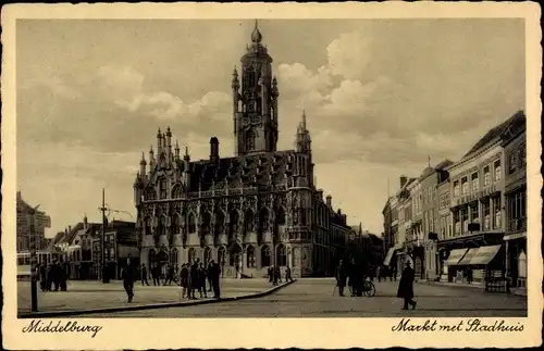 Ak Middelburg Zeeland Niederlande, Markt met Stadhuis