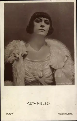 Ak Schauspielerin Asta Nielsen, Portrait, Photochemie K. 1311