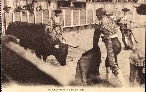 Ak Corrida de Toros, le Descabello a pulso, Stierkampf