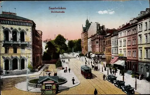 Ak Saarbrücken im Saarland, Blick in die Reichsstraße, Café, Straßenbahn