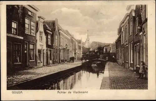 Ak Gouda Südholland Niederlande, Achter de Vischmarkt