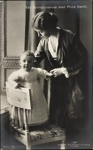 Ak Kronprinzessin Margaret von Schweden, Prinz Bertil