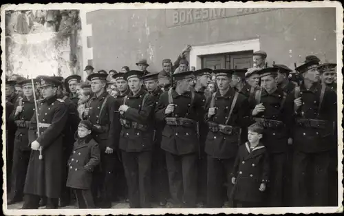 Foto Ak Herceg Novi Castelnuovo Montenegro, Kraljevska Mornarica, Jugoslawische Soldaten, Seeleute