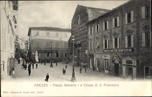 Ak Arezzo Toscana, Piazza Umberto I, Chiesa di S. Francesco