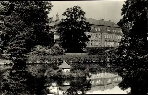 Ak Gaußig in der Oberlausitz, Schloss, jetzt Erholungsheim der Technischen Universität Dresden