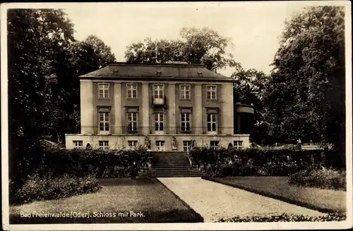 Ak Bad Freienwalde an der Oder, Schloss mit Park