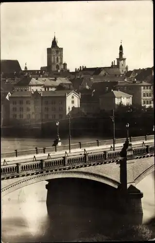 Ak Frankfurt an der Oder, Partie an der Oderbrücke mit Blick zur Innenstadt, Kirche