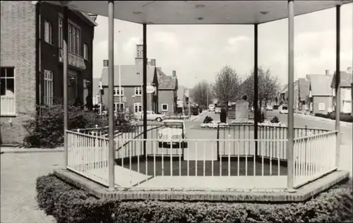 Ak Ochten Gelderland, Gem. Huis met de Muziektent