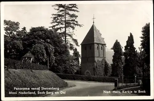 Ak Beek Gelderland Niederlande, Panorama vanaf Sterrenberg, Beek-Berg en Dal, Ned. Herv. Kerkje