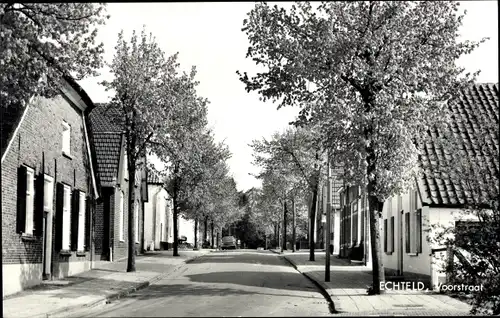 Ak Echteld Gelderland, Voorstraat