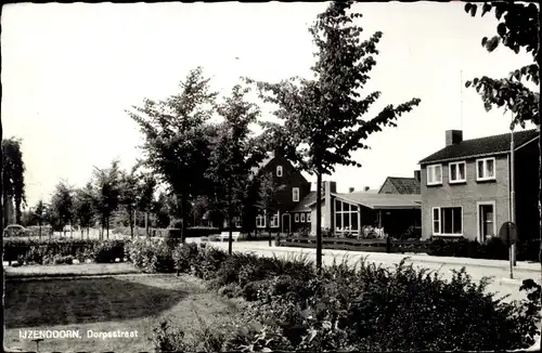 Ak IJzendoorn Gelderland Niederlande, Dorpsstraat