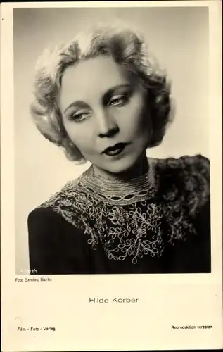 Ak Schauspielerin Hilde Körber, Portrait, blond, Locken