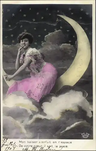 Ak Frau sitzt auf der Mondsichel, Fotomontage, Wolken