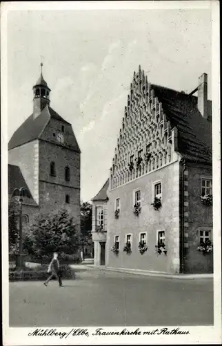 Ak Mühlberg an der Elbe, Frauenkirche mit Rathaus