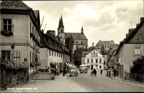 Ak Schirgiswalde in Sachsen, Straßenpartie, Kirche