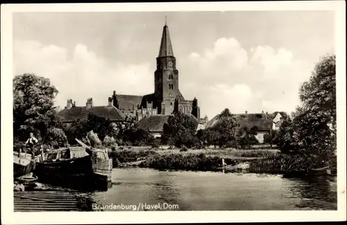 Ak Brandenburg an der Havel, Dom, Blick über den Fluss, Schiff