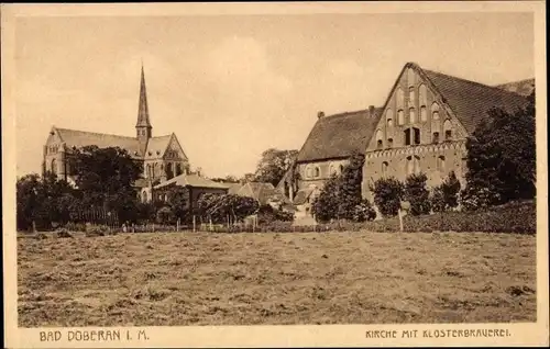 Ak Bad Doberan in Mecklenburg, Kirche mit Klosterbrauerei, Münster