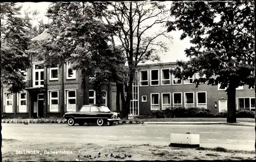 Ak Sellingen Groningen Niederlande, Gemeentehuis, Auto