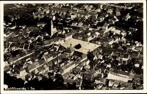 Ak Bischofswerda in Sachsen, Blick auf den Ort, Fliegeraufnahme