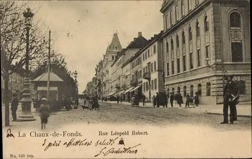 Ak La Chaux de Fonds Kanton Neuenburg, Rue Leopold Robert