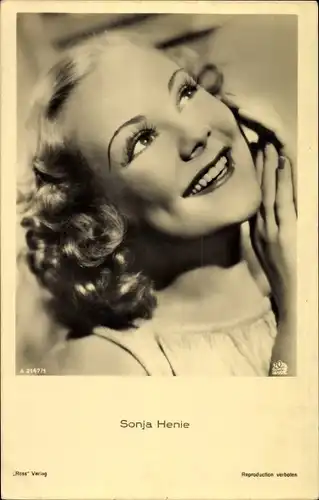 Ak Eiskunstläuferin Sonja Henie, Portrait, Ross Verlag 21471