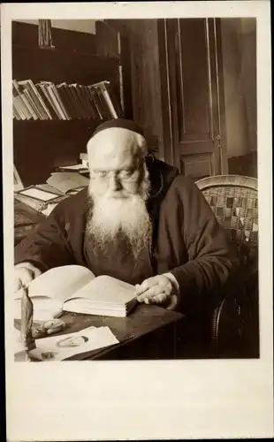Judaika Foto Ak Jude liest in einem Buch, Portrait
