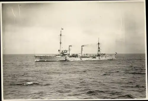 Foto Deutsches Kriegsschiff, Nymphe, Kleiner Kreuzer