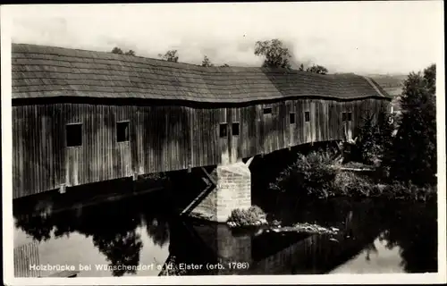 Ak Wünschendorf an der Elster, Gedeckte Holzbrücke