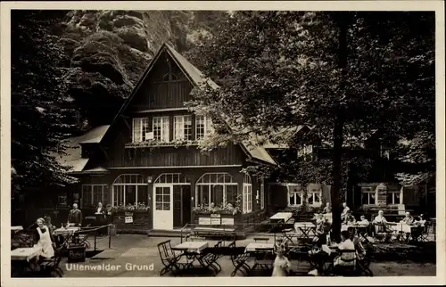 Ak Lohmen Sächsische Schweiz, Uttewalder Grund, Gaststätte Terrasse