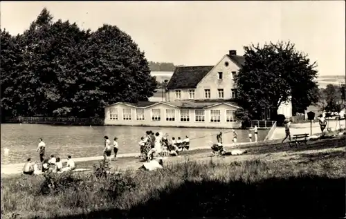 Ak Hetzdorf Halsbrücke in Mittelsachsen, Badeanstalt mit Gasthaus Sumpfmühle