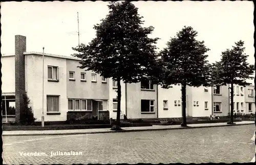 Ak Veendam Groningen, Julianalaan