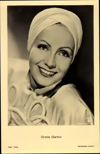 Ak Schauspielerin Greta Garbo, Portrait