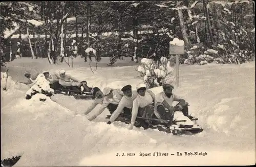 Ak Sport d'Hiver, en Bob Sleigh, Schlitten