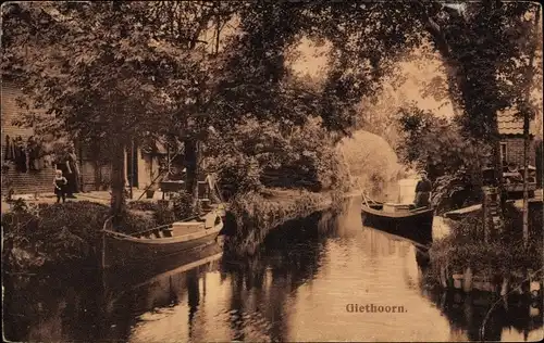 Ak Giethoorn Overijssel Niederlande, Flusspartie, Ruderboote