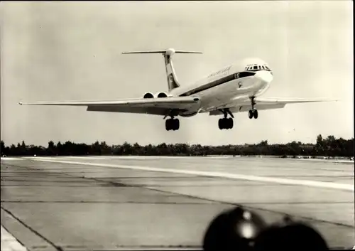 Ak Passagierflugzeug Iljuschin IL-62, Interflug, Turbinenluftstrahlverkehrsflugzeug
