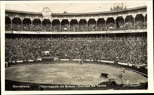 Ak Barcelona Katalonien, Interior de la Plaza de Toros Monumental, Stierkampfarena, Tribünen