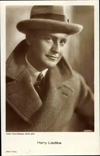 Ak Schauspieler Harry Liedtke, Portrait, Mantel, Hut