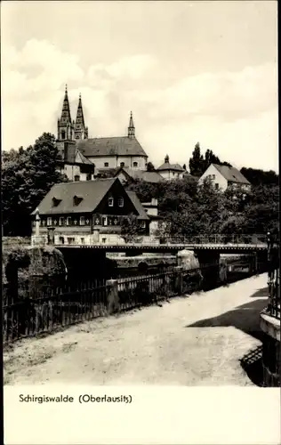 Ak Schirgiswalde in der Lausitz, Blick auf den Ort mit Brücke und Kirchtürmen