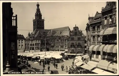 Ak Nijmegen Gelderland, Markt bij Marktdag