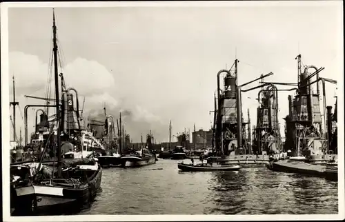 Ak Rotterdam Südholland, Elevators in de Rijnhaven