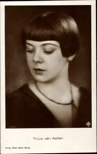 Ak Schauspielerin Truus van Aalten, Portrait